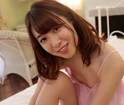 สบตาทีเดียวก็ยอมใจ เปิดเสน่ห์ Hikari Ninomiya จากสาวหวานน่ารักสู่ไอคอนความละมุนที่ใครเห็นก็หลงรัก