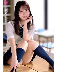 จากรอยยิ้มที่ทำให้หัวใจอ่อนลง สู่ดาวรุ่งที่ใครๆ ก็พูดถึง Asuka Momose นักแสดงสาวพราวเสน่ห์ที่ค่อยๆ กลายเป็นคนพิเศษในใจแฟนๆ